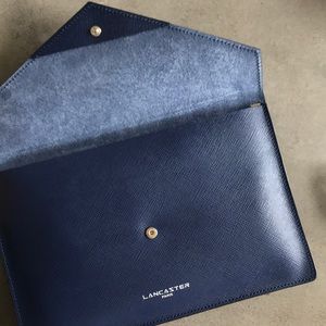 Lancaster Paris Element Air navy envelope bag